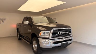 RAM 2500 Laramie Night Edition 6.7TDi 24v 4X4 C.D. 2018 - miniatura 3