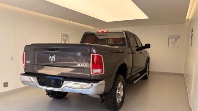 RAM 2500 Laramie Night Edition 6.7TDi 24v 4X4 C.D. 2018 - miniatura 5