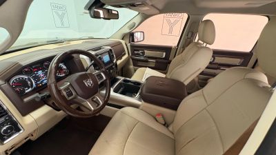 RAM 2500 Laramie Night Edition 6.7TDi 24v 4X4 C.D. 2018 - miniatura 8