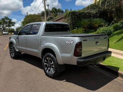 TOYOTA Hilux SR 3.0D 4X4 C.D. 2015 - miniatura 3