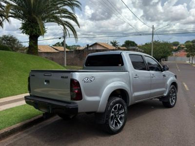 TOYOTA Hilux SR 3.0D 4X4 C.D. 2015 - miniatura 4
