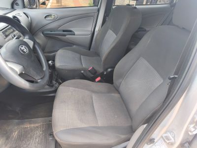 TOYOTA Etios X 1.3 16v 2013 - miniatura 7