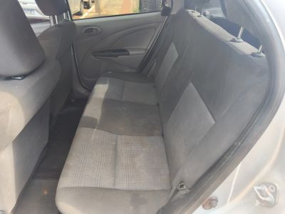 TOYOTA Etios X 1.3 16v 2013 - miniatura 8