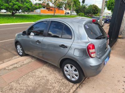 NISSAN March SV 1.6 16v 2013 - miniatura 3