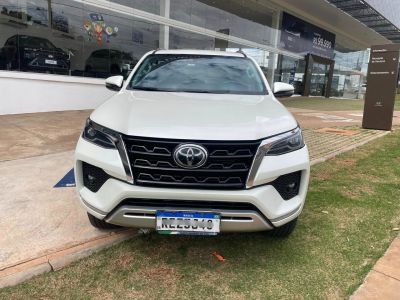 TOYOTA Hilux SW4 SRX D4-D 2.8TDi 16v 4x4 2021 - miniatura 2