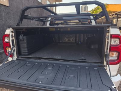 TOYOTA Hilux SRX D4-D 2.8TDi 16v 4X4 C.D. 2019 - miniatura 9