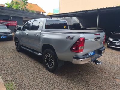 TOYOTA Hilux SRV D4-D 2.8TDi 16v 4X4 C.D. 2021 - miniatura 2