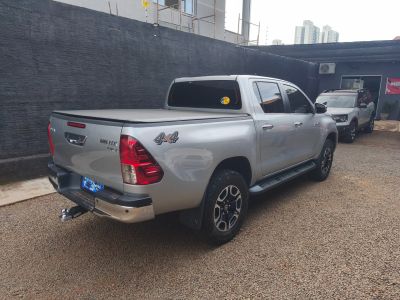 TOYOTA Hilux SRV D4-D 2.8TDi 16v 4X4 C.D. 2021 - miniatura 4