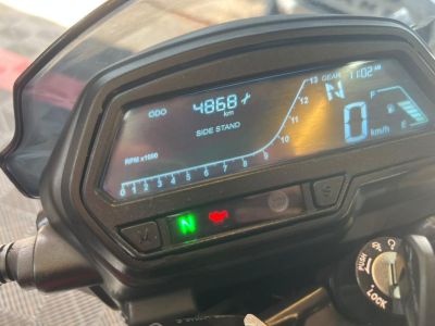 BAJAJ Dominar 250 2025 - miniatura 6