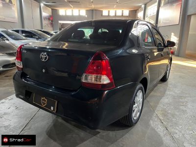 TOYOTA Etios Sedan X Plus 1.5 16v 2019 - miniatura 4
