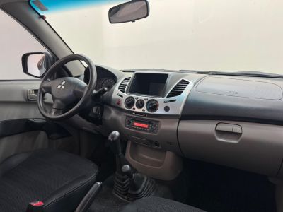 MITSUBISHI L200 Triton GLX 3.2TDi 16v 4X4 C.D. 2015 - miniatura 9