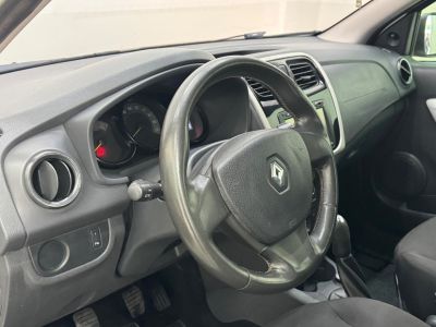 RENAULT Sandero Expression 1.0 16v 2017 - miniatura 9