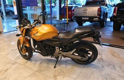 HONDA CB 600F Hornet 2010 - miniatura 3