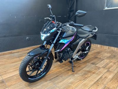 YAMAHA FZ25 250 Fazer 2023 - miniatura 2
