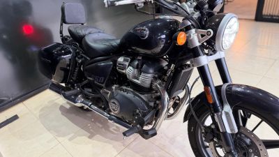 ROYAL ENFIELD Super Meteor Celestial 650 2025 - miniatura 3