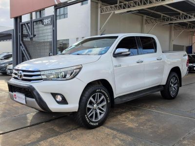 TOYOTA Hilux SRX D4-D 2.8TDi 16v 4X4 C.D. 2017 - miniatura 4