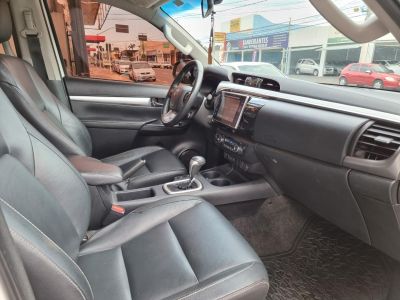 TOYOTA Hilux SRX D4-D 2.8TDi 16v 4X4 C.D. 2017 - miniatura 8