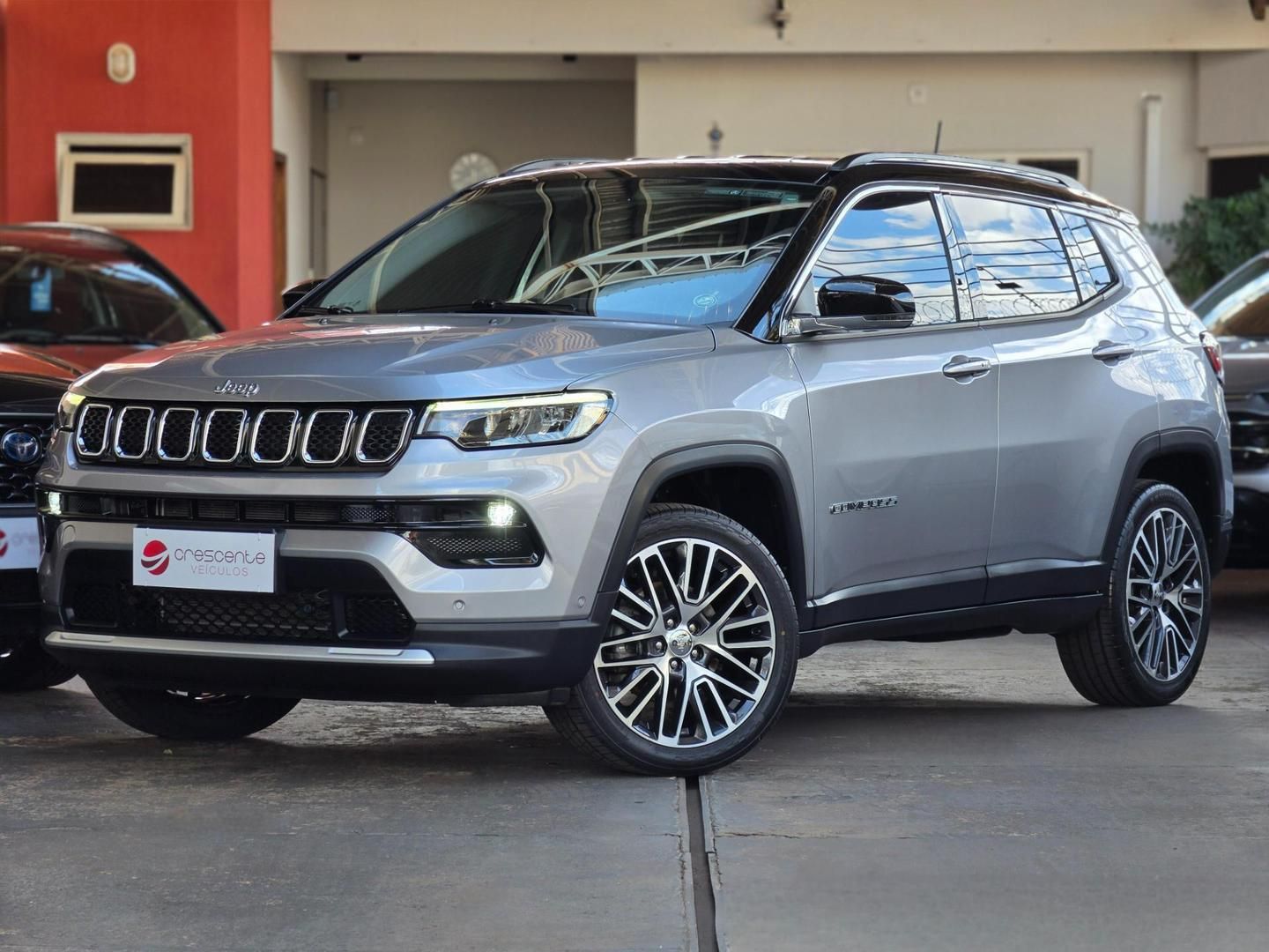 Vista principal de JEEP Compass Limited 1.3 16v T270 2023