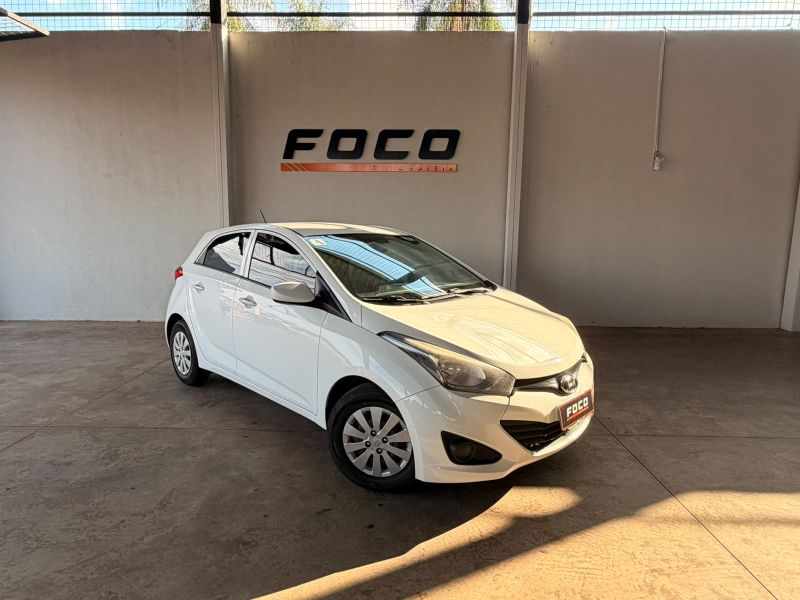 Vista principal de HYUNDAI HB20 Comfort 1.0 12v 2015