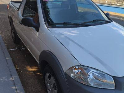 FIAT Strada Hard Working 1.4 C.S. 2018 - miniatura 2