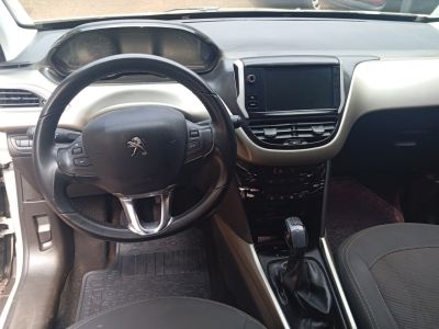 PEUGEOT 2008 Allure 1.6 16v 2017 - miniatura 6