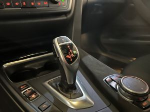 BMW 320i GT Sport 2.0T 16v 2016 - miniatura 8