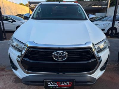 TOYOTA Hilux SRV D4-D 2.8TDi 16v 4X4 C.D. 2022 - miniatura 2
