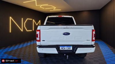 FORD F150 Lariat 5.0 V8 32v 4X4 C.D. 2023 - miniatura 5