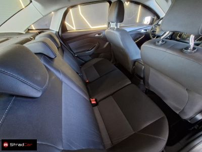 FORD Focus Fastback SE 2.0 16v Powershift 2018 - miniatura 8