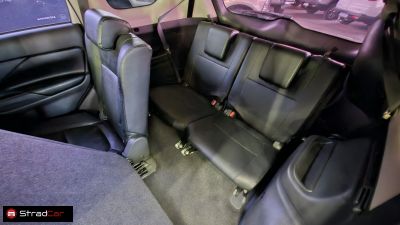MITSUBISHI Outlander 2.2TDi 16v 4WD 2016 - miniatura 9