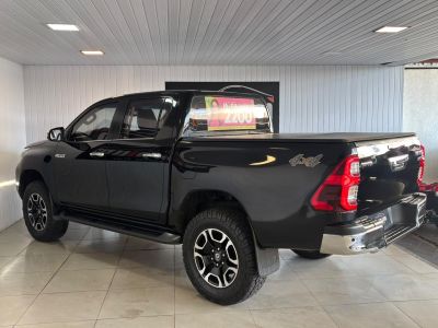 TOYOTA Hilux SRX D4-D 2.8TDi 16v 4X4 C.D. 2022 - miniatura 4