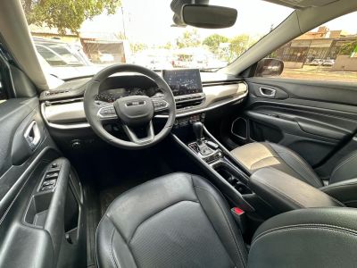 JEEP Compass Longitude 1.3 16v T270 2023 - miniatura 13