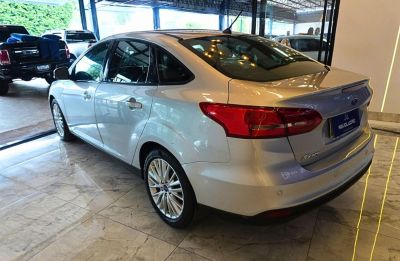 FORD Focus Sedan SE 1.6 16v 2018 - miniatura 9