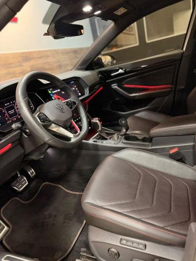 VOLKSWAGEN Jetta GLi 2.0 16v TSi 2024 - miniatura 9