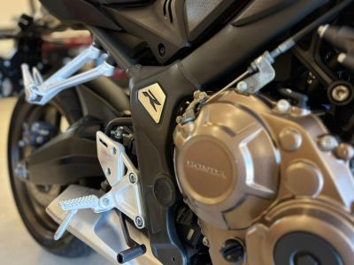 HONDA CB 650R 2023 - miniatura 9