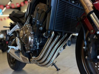 HONDA CB 650R 2023 - miniatura 11