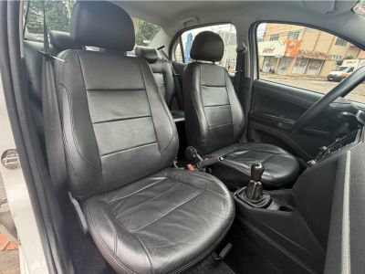 VOLKSWAGEN Voyage 1.0 12v 2023 - miniatura 7