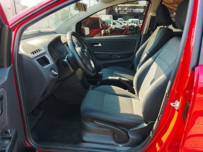 VOLKSWAGEN Fox 1.6 4p. 2014 - miniatura 4