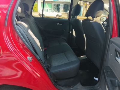 VOLKSWAGEN Fox 1.6 4p. 2014 - miniatura 7