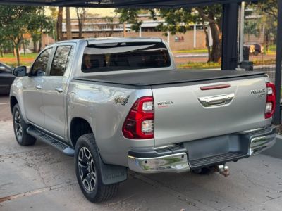 TOYOTA Hilux SRX D4-D 2.8TDi 16v 4X4 C.D. 2023 - miniatura 4