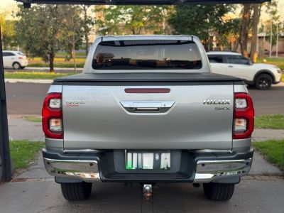 TOYOTA Hilux SRX D4-D 2.8TDi 16v 4X4 C.D. 2023 - miniatura 5