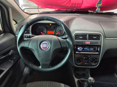 FIAT Punto Essence 1.6 16v 2011 - miniatura 12