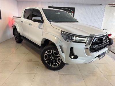 TOYOTA Hilux SRX D4-D 2.8TDi 16v 4X4 C.D. 2025