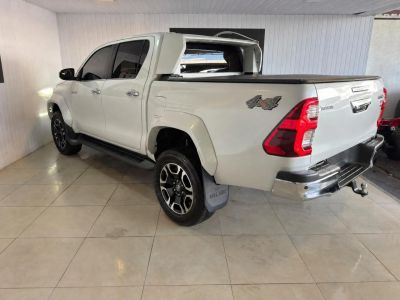 TOYOTA Hilux SRX D4-D 2.8TDi 16v 4X4 C.D. 2025 - miniatura 4