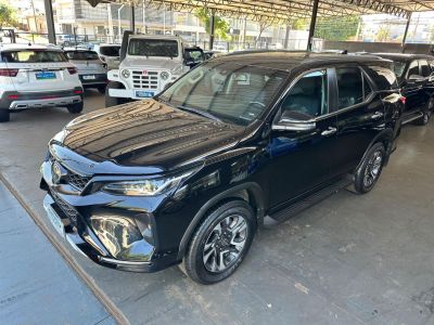 TOYOTA Hilux SW4 SRX Platinum D4-D 2.8TDi 16v 4x4 2024 - miniatura 2