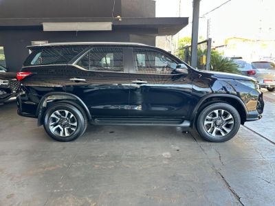 TOYOTA Hilux SW4 SRX Platinum D4-D 2.8TDi 16v 4x4 2024 - miniatura 6