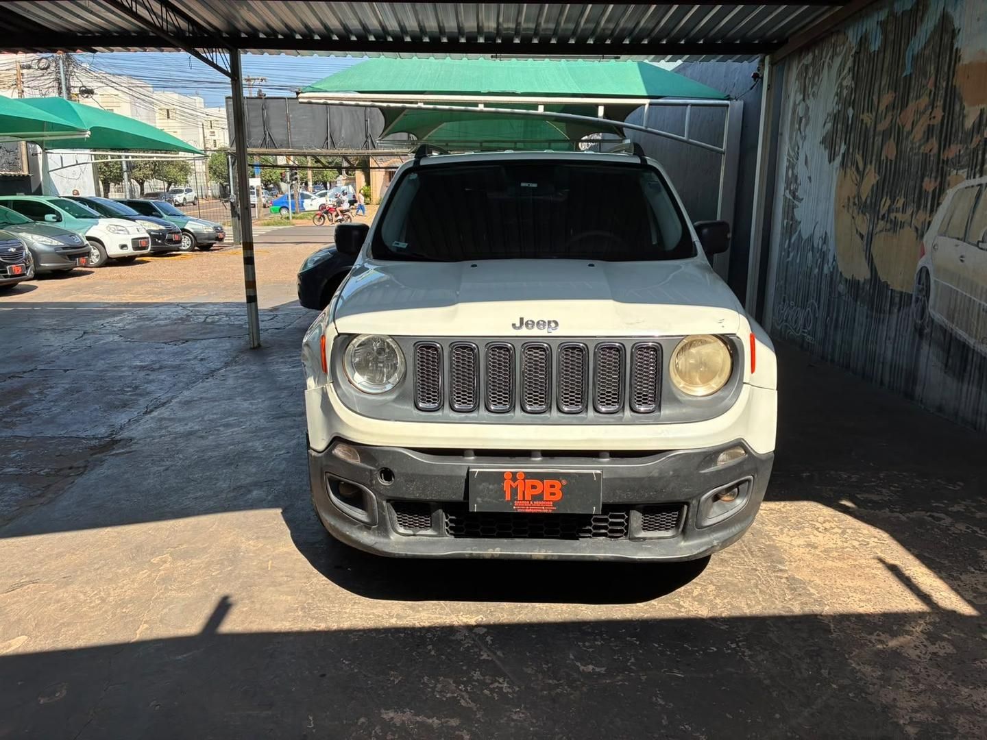 Vista principal de JEEP Renegade Sport 1.8 16v 2016
