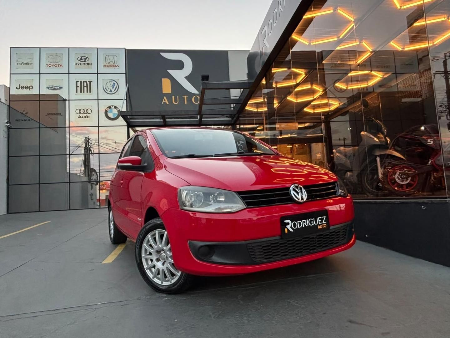 Vista principal de VOLKSWAGEN Fox 1.0 4p. 2014