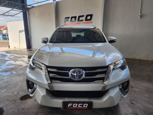 TOYOTA Hilux SW4 SRX D4-D 2.8TDi 16v 4x4 2017 - miniatura 5