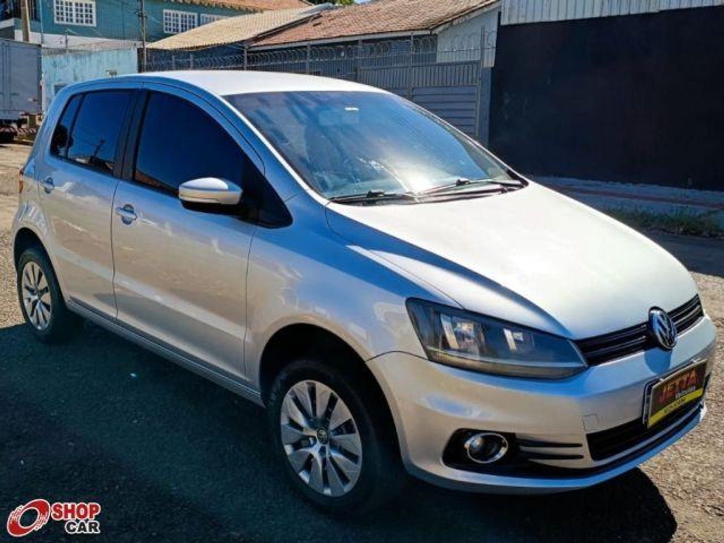 Vista principal de VOLKSWAGEN Fox Trendline 1.6 4p. 2015